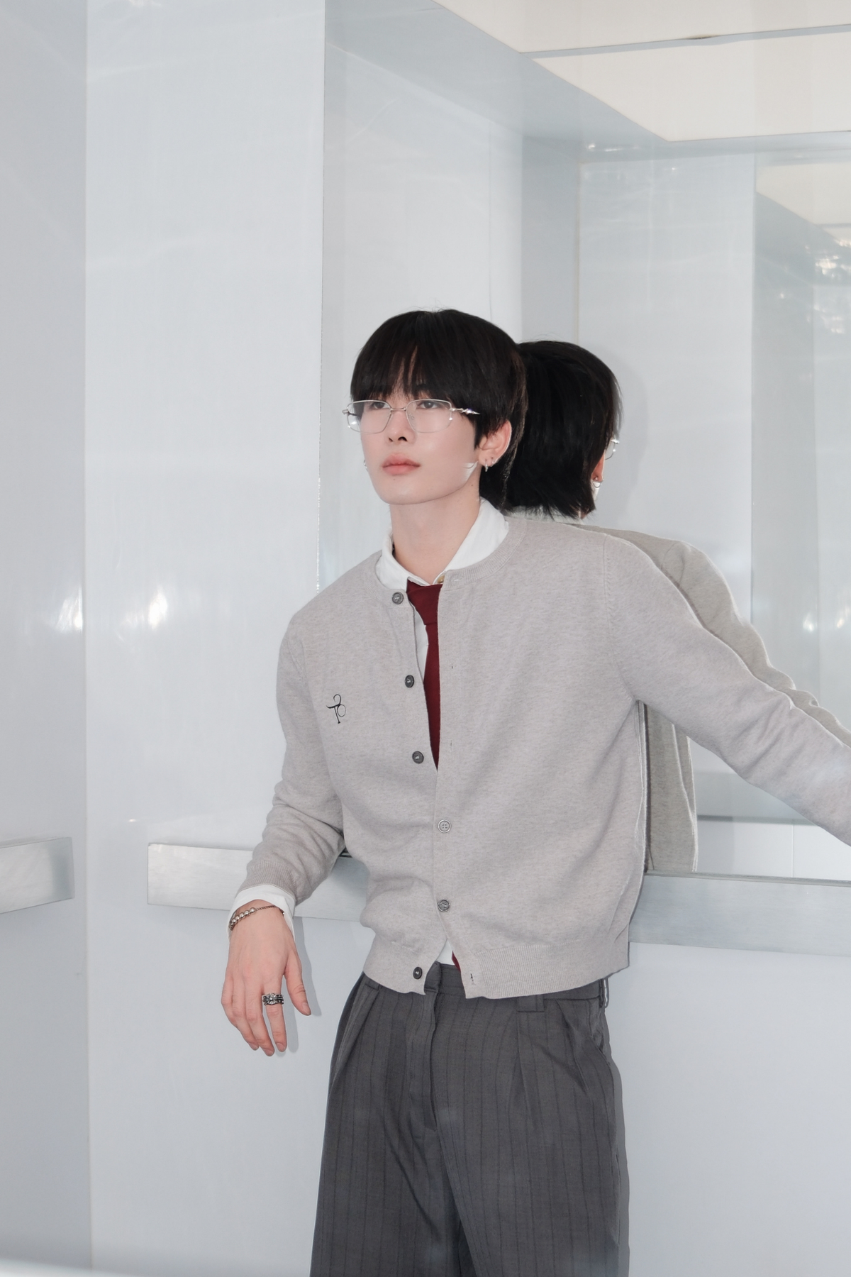 TROUBLE COLORS KNIT - GREY