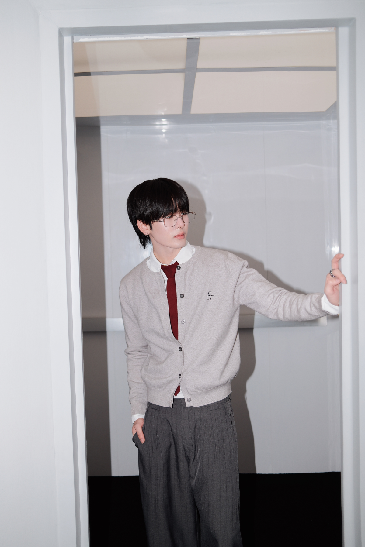 TROUBLE COLORS KNIT - GREY