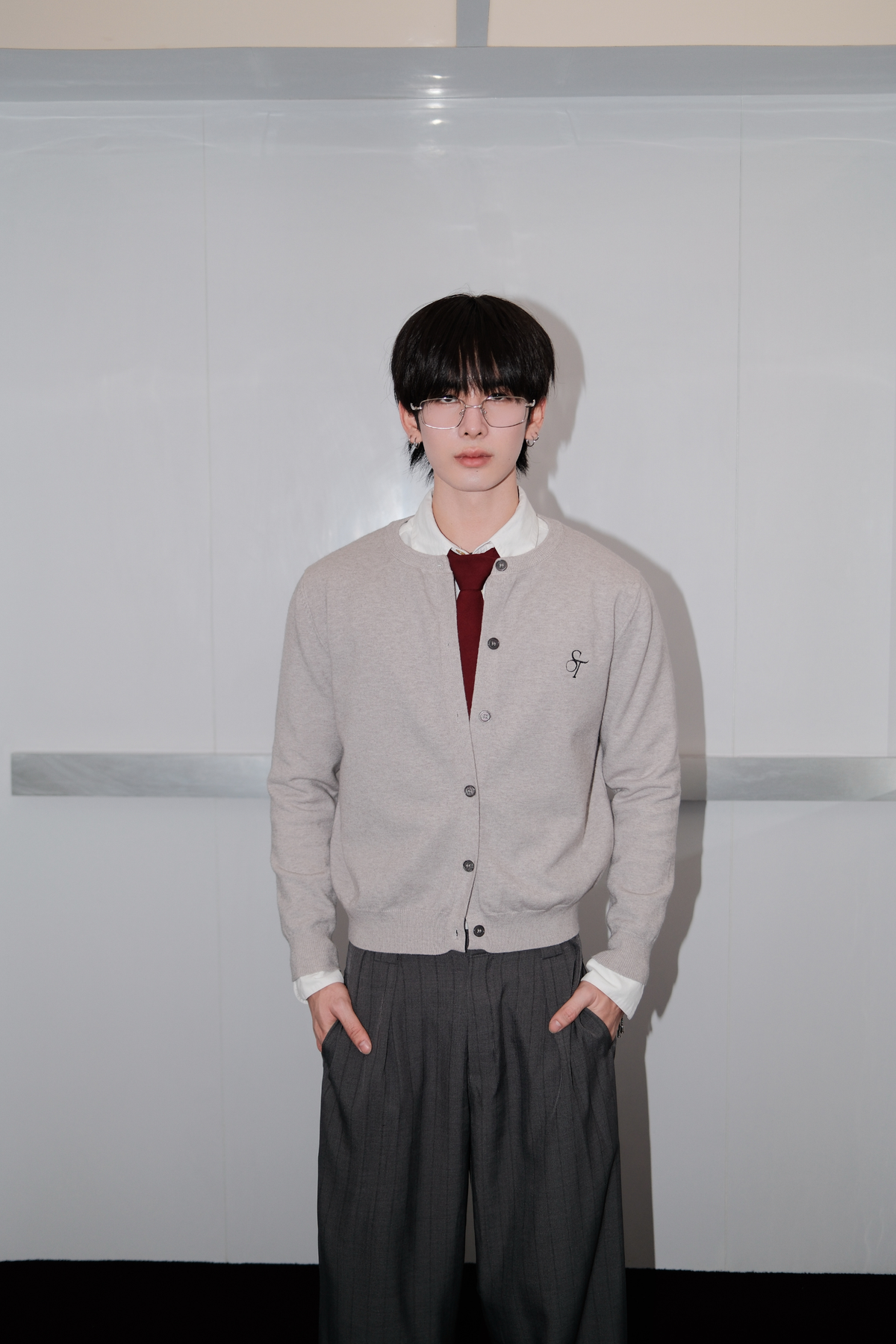 TROUBLE COLORS KNIT - GREY